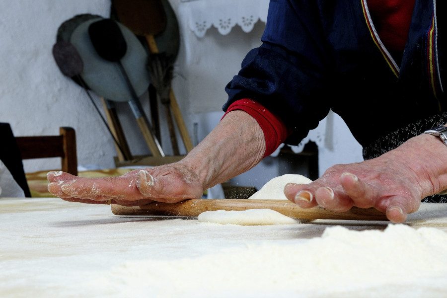 Making bread italy