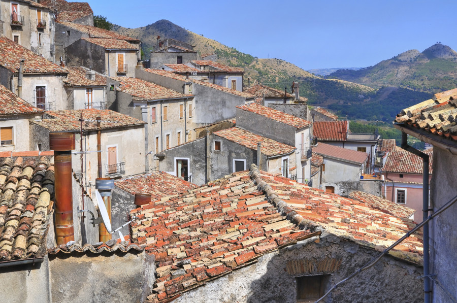 Blik op Morano in Calabria